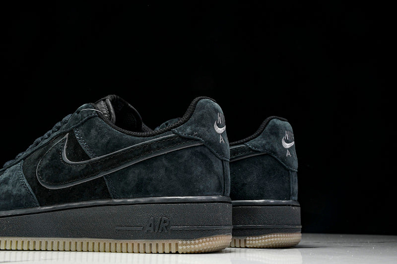 Air Force 1 Low BLACK SUEDE GLOW-IN-THE-DARK