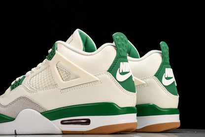 Air Jordan 4s RETRO SP SAIL/PINE GREEN
