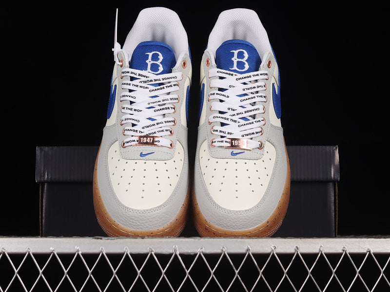 Air Force 1 Low “Jackie Robinson”FN1868-100