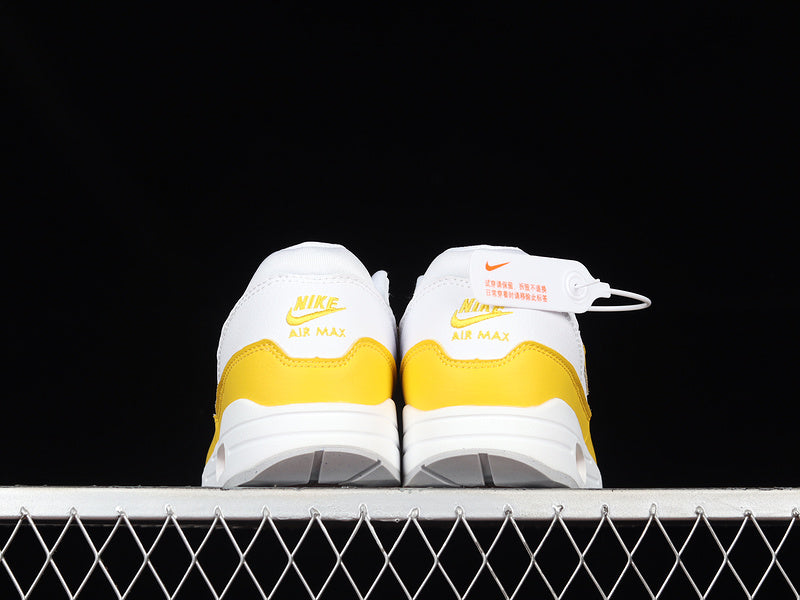 Air Max 1 University Gold WMNS