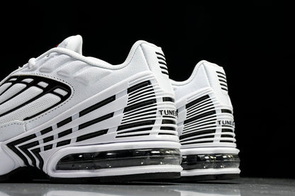 TN Air Max Plus 3 GS White Black