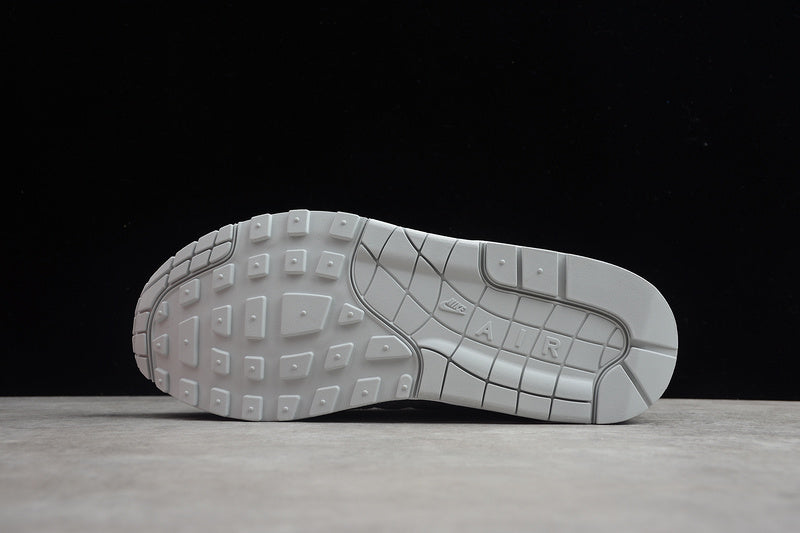 Air Max 1 City Pack “London” CV1639-001