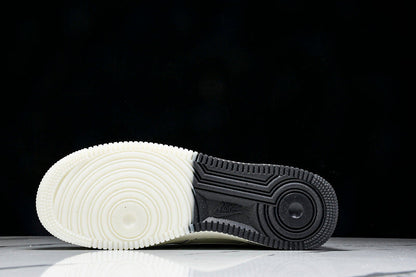 Air Force 1 Low LOW BLACK LINE ON TWO-TONE BASE