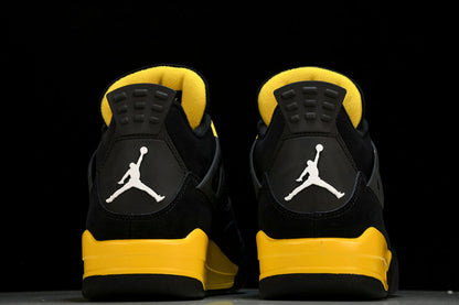 Air Jordan 4s Retro/black/yellow