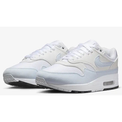 Air Max 1 Football Grey