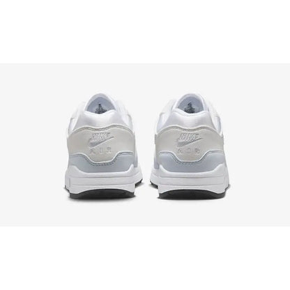 Air Max 1 Football Grey