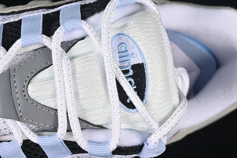 Air Max 95 – White / Grey / Light Blue