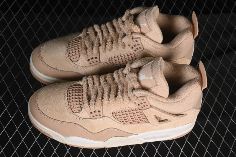 WOMANS AIR JORDAN 4 RETRO COZY GIRL WHITE/YELLOW