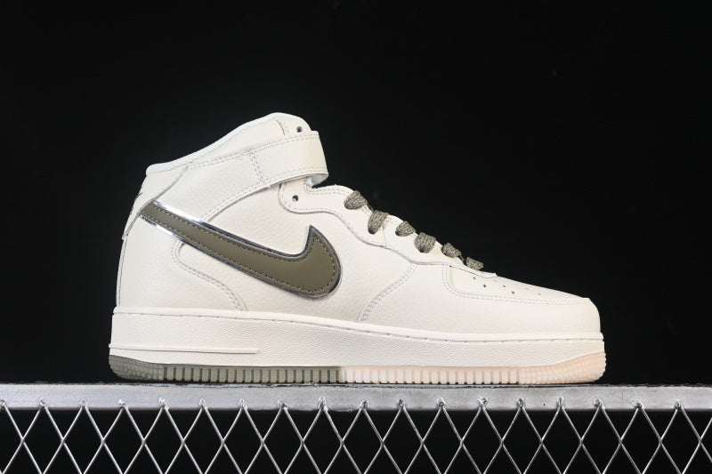 AIR FORCE 1 07 MID BEIGE/GREEN/BEIGE
