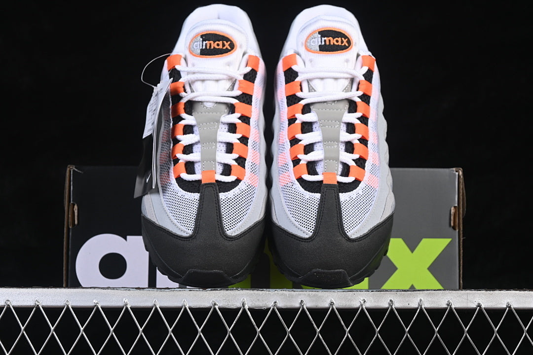 AIR MAX 95 OG RUNNING SHOES