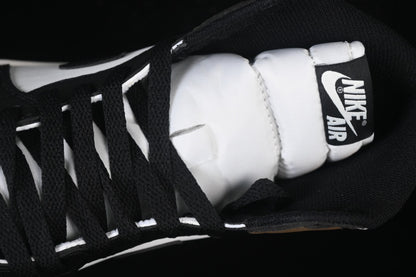 AIR JORDAN 1 HIGH OG AJ1