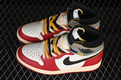 AIR JORDAN 1 RETRO HIGH VARSITY