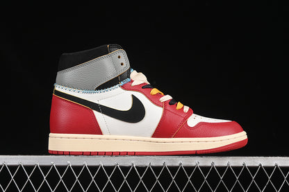 AIR JORDAN 1 RETRO HIGH VARSITY