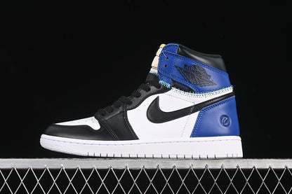 JORDAN 1 RETRO WHITE/BLACK/BLUE