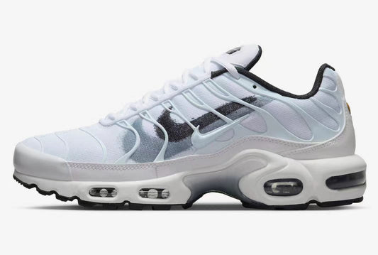 TN Air Max Plus Spray Paint White
