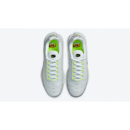 TN Air Max Plus Reflective Logo