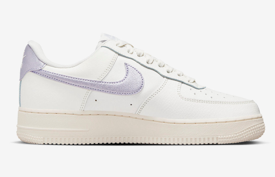 Air Force 1 Low WMNS “Oxygen Purple”DV7470-100