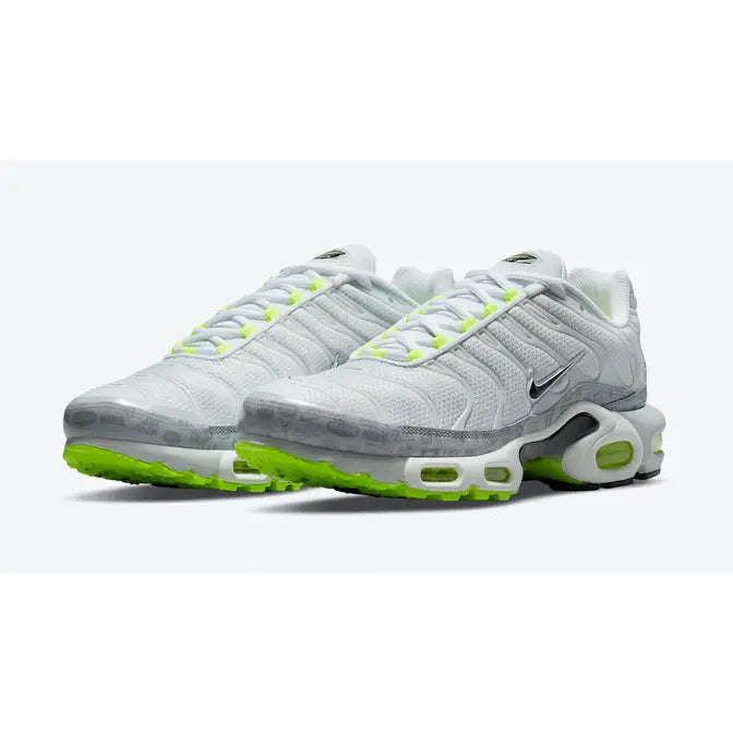 TN Air Max Plus Reflective Logo